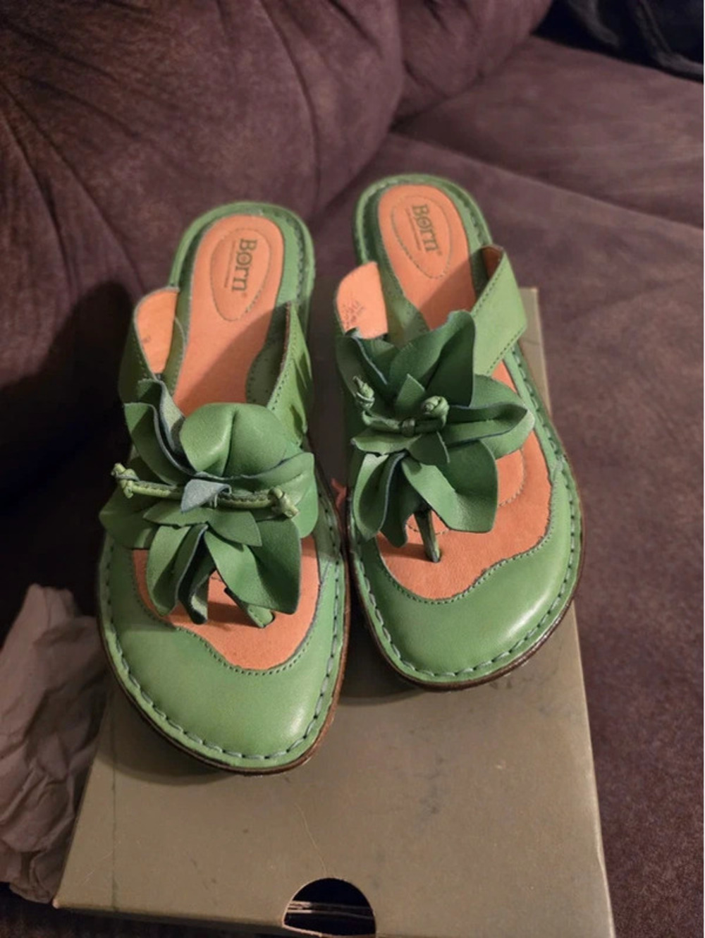 Lillian Green Born Sandals sz10